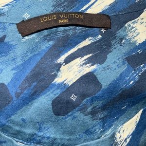 Lv shirt